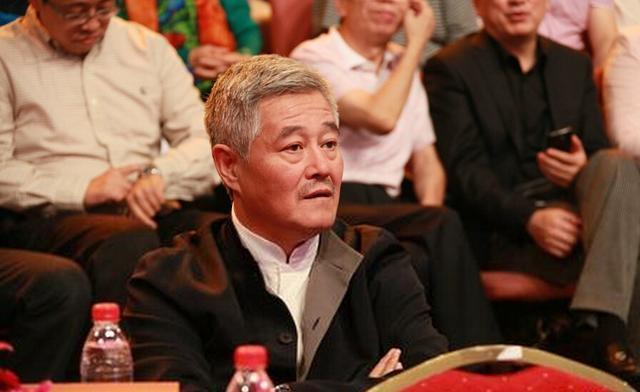 赵本山曾后悔买飞机 希望能再与王家卫合作(图)