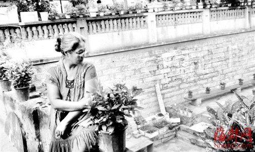 鼓浪屿女子骂走4车城管 已打8年官司(组图)