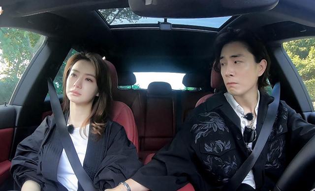 《我家小两口》戚薇见姥爷泪崩 李承铉称对不起丈母娘