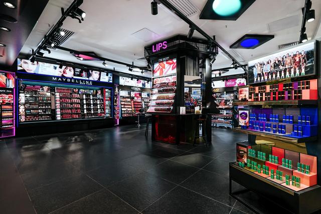 黑科技糅合潮流INS风 屈臣氏全新彩妆概念店来袭