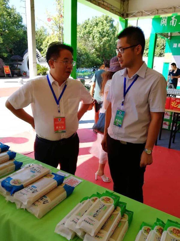 怎么当上总经理助理 147329236.jpg