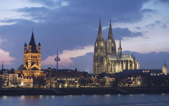 世界杯德国爆冷输韩国 足球场外的德韩还有一