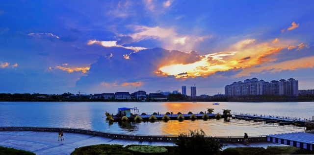 南湖新区与湖南广电战略签约 岳阳全域旅游新起航