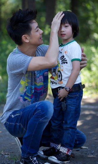《爸爸去哪儿》林志颖住危房