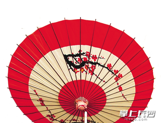 晚清长沙菲菲纸伞风靡四方 胜过杭州纸伞远销