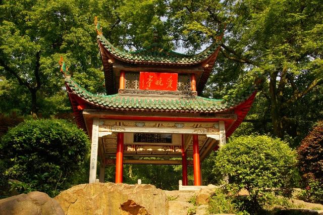 长沙地铁试运营 盘点地铁游必去的8个景点_大湘网_腾讯网