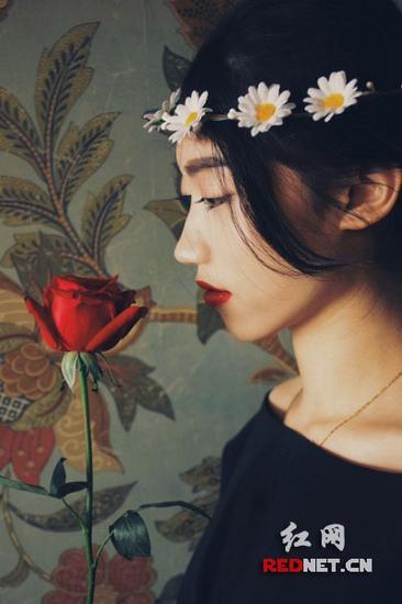 长沙90后美女退学创业 免费为<em>女性</em>拍<em>裸体照</em>_大