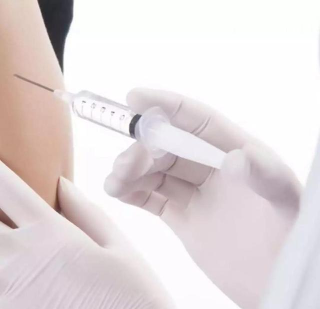 备孕女性:医生建议,宫颈癌疫苗三针注射完毕后,半年内最好不要怀孕.