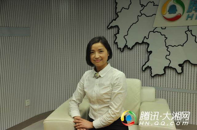 湖南女幼师花3年 变身保险国际明星
