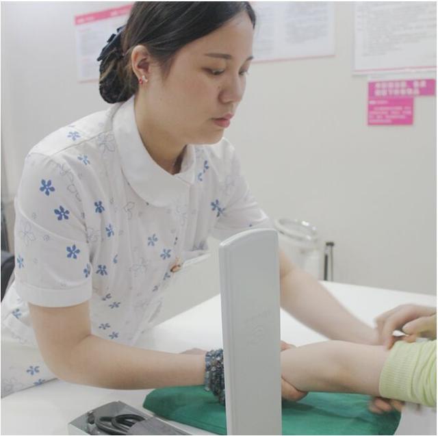 让我们走进雅美美女护士的一天