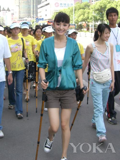 智赢销招募  山地户外大赛招募 10万 招募 2010年3月,杨幂亮相《美丽