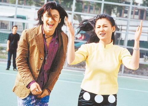 揭谢霆锋张柏芝王菲三角纠葛 狗血12年为哪般