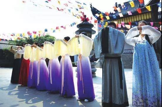 参加酒席穿搭汉服,参加酒席穿搭汉服图片