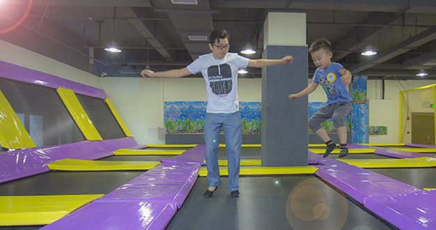 蹦范蹦床邀你来玩!