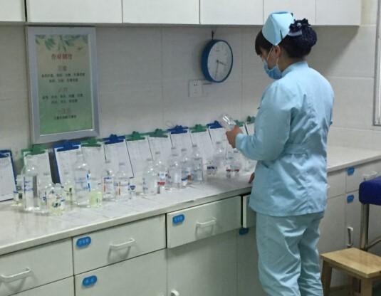 输液室护士工作实习小结
