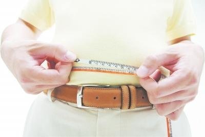 近25年,男性平均腰围增长14厘米 近20年,女性平均胸围增长1厘米
