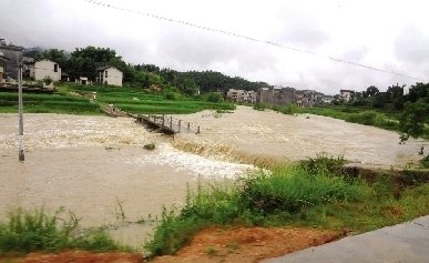 绥宁多少人口_绥宁风雨桥(2)