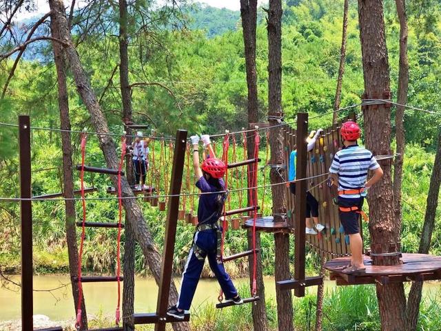 郴州九龙江景区发教师节福利 网红滑道免费溜