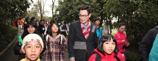 马栏山上 张信哲