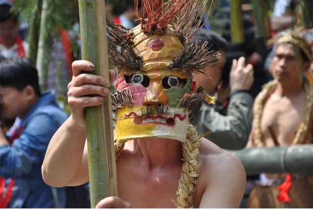 聚焦绥宁四月八姑娘节精准扶贫新特色