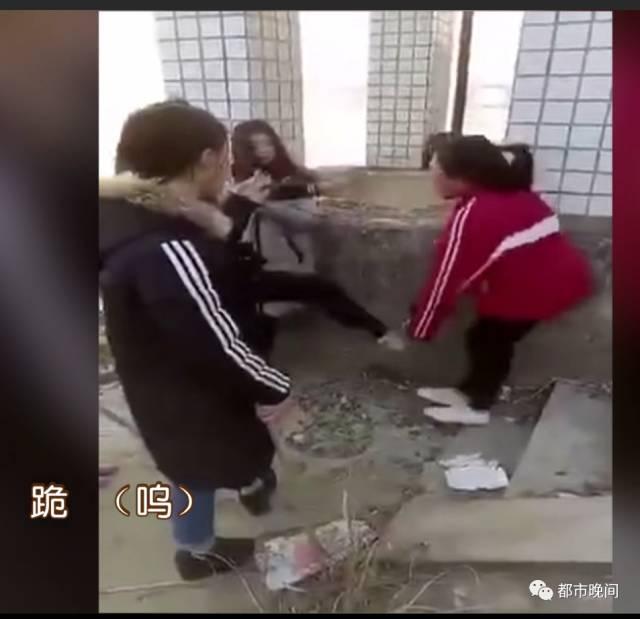 最近,常德石门一段与"校园暴力"有关的视频,在网上被广泛传播.