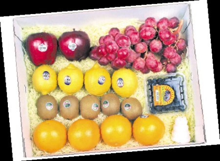 长沙市场出现豪华包装水果礼盒 价格涨四倍