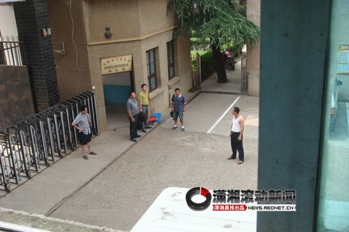 男子做<em>包皮</em>手术<em>生殖器</em>被烧焦 一审索赔800万_