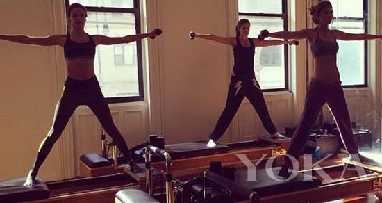 维密魔鬼训练刷新三观 一天四餐从不挨饿