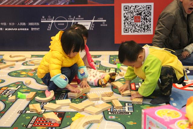 感恩相伴 幼儿园圣诞答谢活动温暖冬日_大湘网