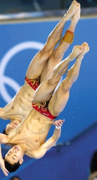 曹缘\/张雁全夺冠 双人十米台中国新人夺第七金