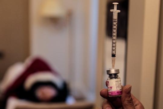 常德女子花3万整形 整后脸肿变黑