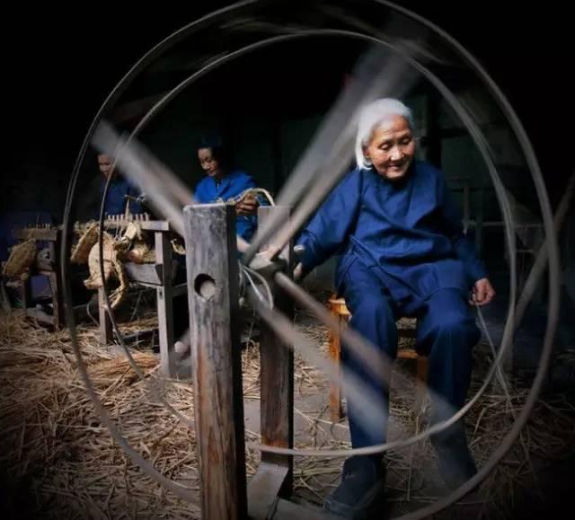 这些农村才有的古董都在增值 你家里还有吗?