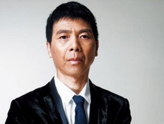 冯小刚担任2014年春晚总导演 要闯的三道关