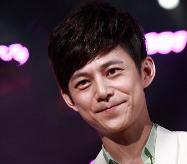 何炅被举报吃空饷 揭秘何炅的理财小心得