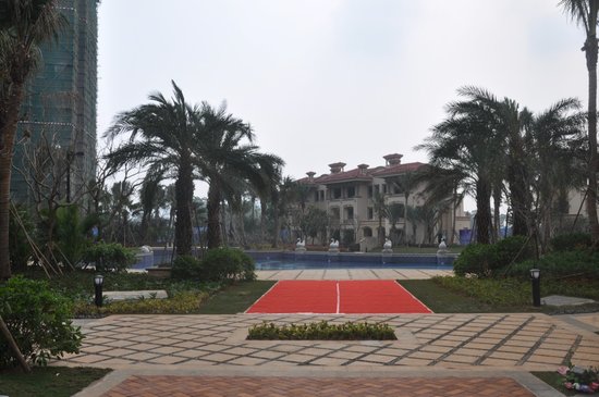 万宁国瑞湖畔花园园林示范区开放暨新品加推