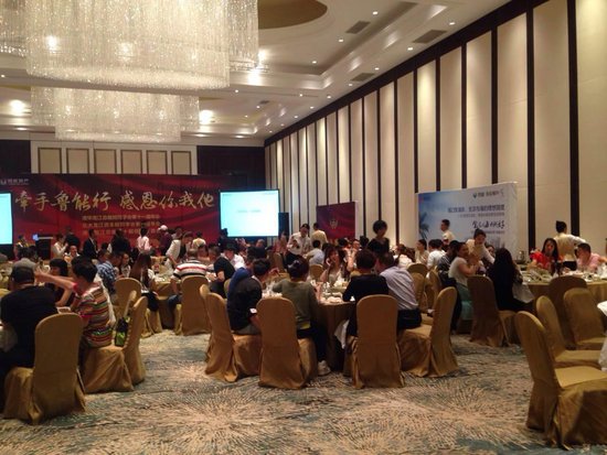 总裁驾到!有朋自远方来,不亦乐乎