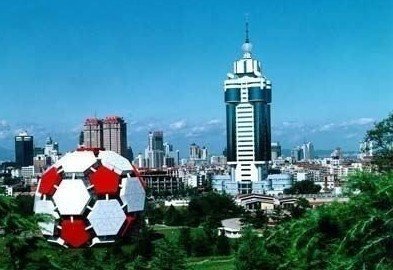 莫斯科人均绿地面积_锦州人均住房面积(2)