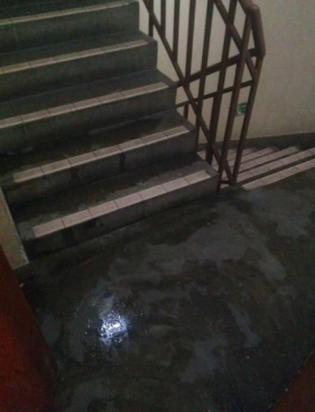 银河证券北京总部发生血案一人在楼梯间死亡