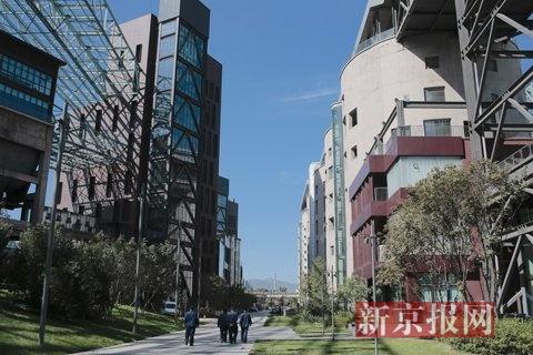 探访改造中的首钢园区 老厂房将变身工业遗址公园