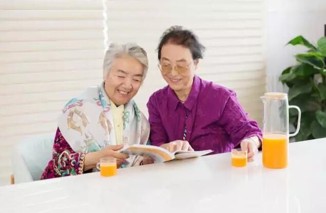“健康力+幸福力” 奥伦达部落10大特色小镇联合发布