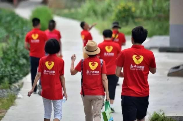 黄其森：给自己定下做慈善公益的“小目标”