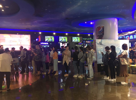 西安桃园北路北段开通 鑫苑大都汇10000份凉皮肉夹馍遭狂抢