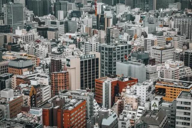 全国商品房库存总量达近年低点 城市间供求比分化加大