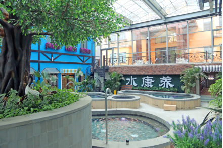 吃湖鱼玩冰雪泡汤泉 开启官厅湖上的暖冬之旅