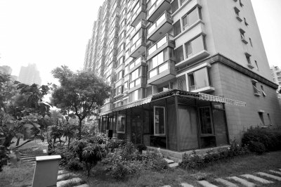 私建阳光房成小区管理难题