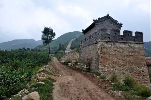 鸿威·翡翠城杯第三届大营盘越野赛新闻发布会欢乐邀约