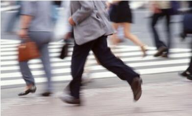 让生活与理想握手言和 让居住与未来日月同辉