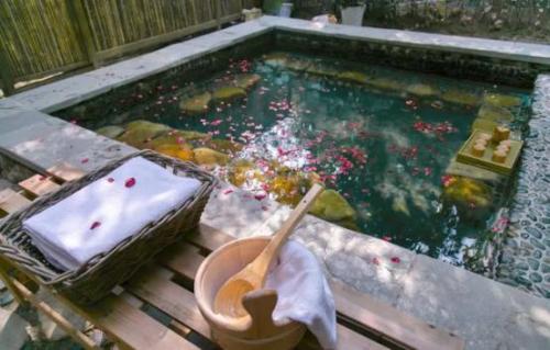 十二星座泡温泉 你是哪一个呢