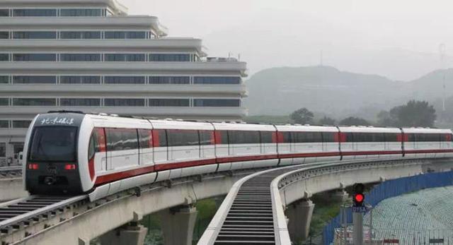 北京首条磁浮地铁年底开通 全线设站8座