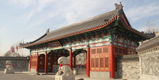 无资源不谈别墅 龙樾华府稀缺“资源型”城市别墅